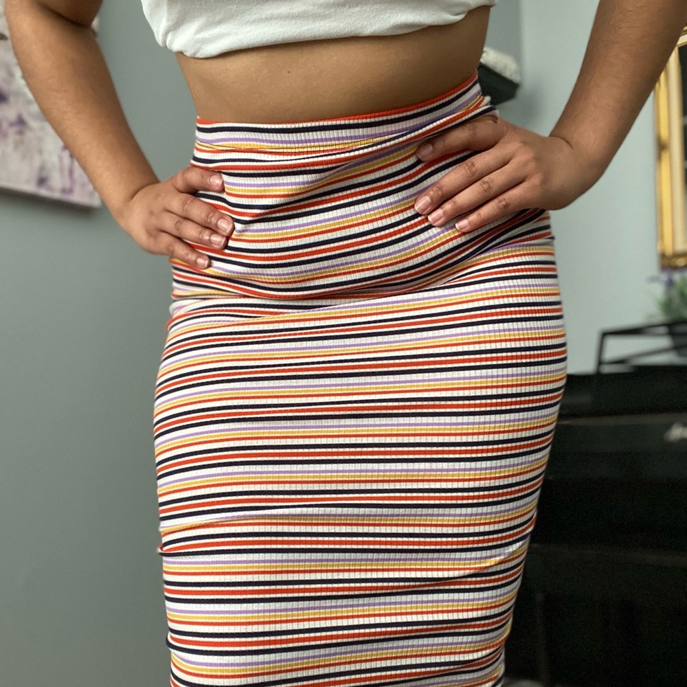 Verticle striped bright pencil skirt
